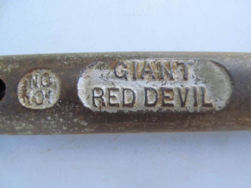 Vintage Nail puller
