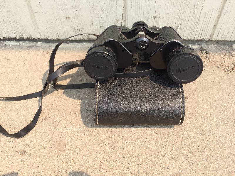 lot 48 image: Winfield Binoculars
