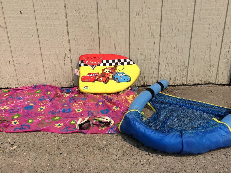 lot 13 image: Water Accessories with Sleeping Bag