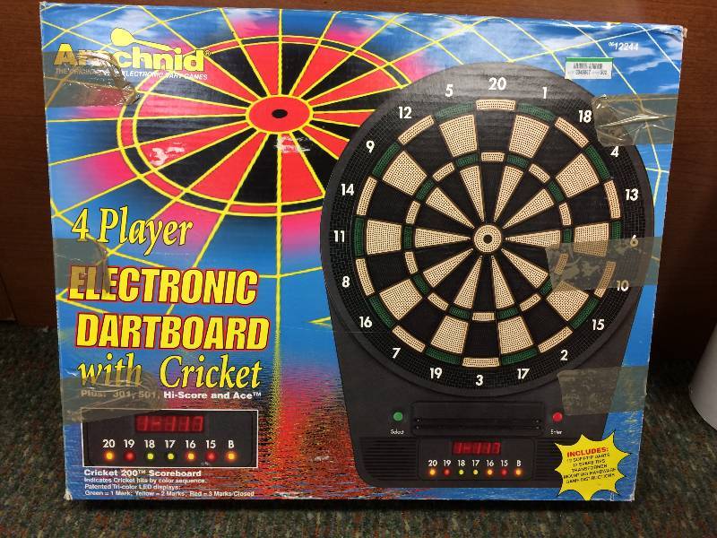 lot 24 image: Electric Dart Board