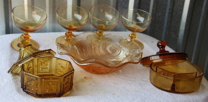 lot 22 image: Amber-Colored Glassware Assortment