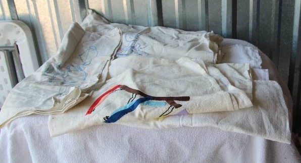 lot 34 image: Flour sack Towels