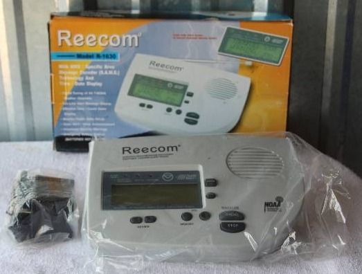lot 41 image: Reecom Weather Radio