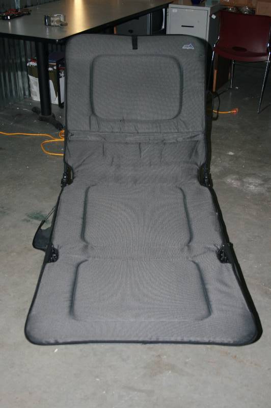 Large camp sleeping cotchair