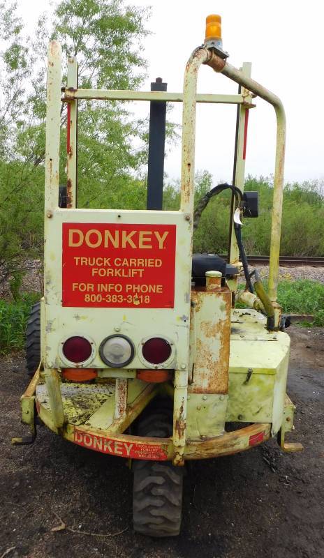 Donkey 3000lb Truck Carried Forklift