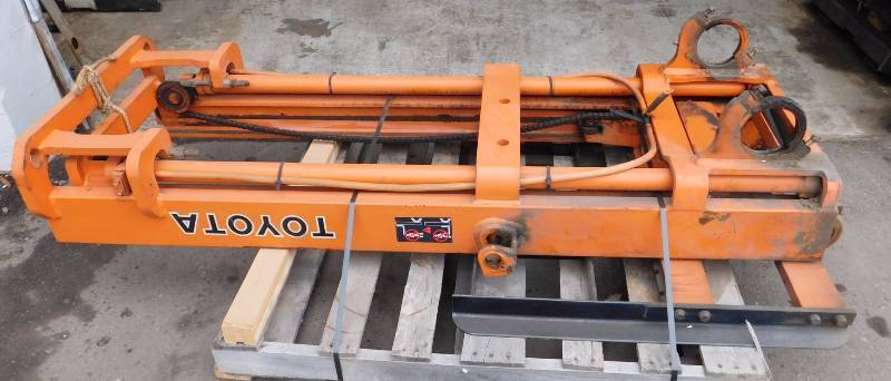 Toyota Forklift Mast