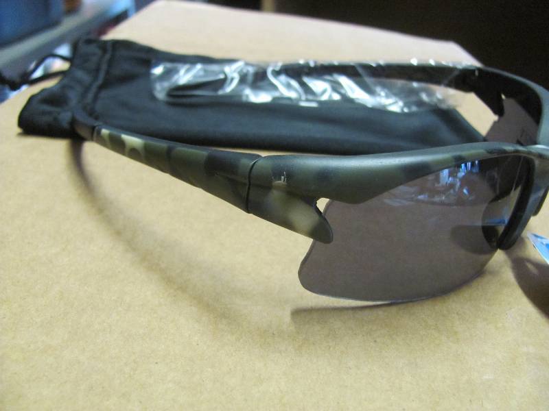 lot 36 image: NEW Sunglasses