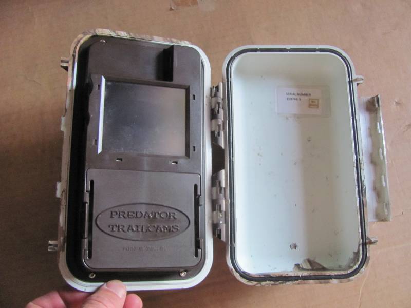 lot 39 image: Game Cameras
