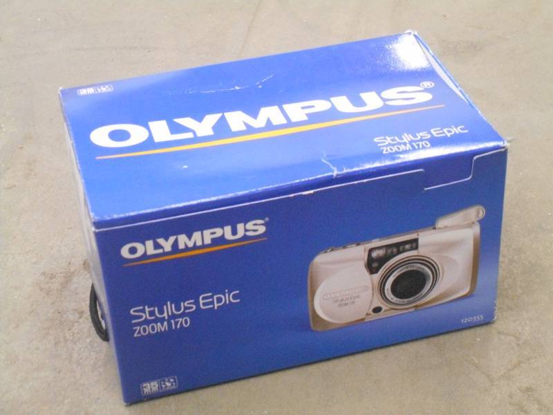 lot 44 image: Olympus Epic Zoom 170 Camera ...