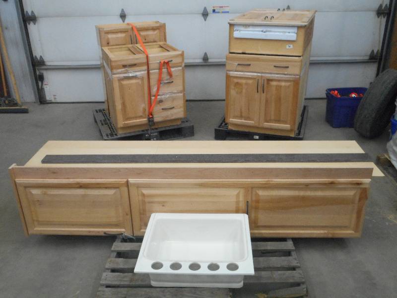lot 70 image: Cambria Cabinet Set Very Nice Unfi...