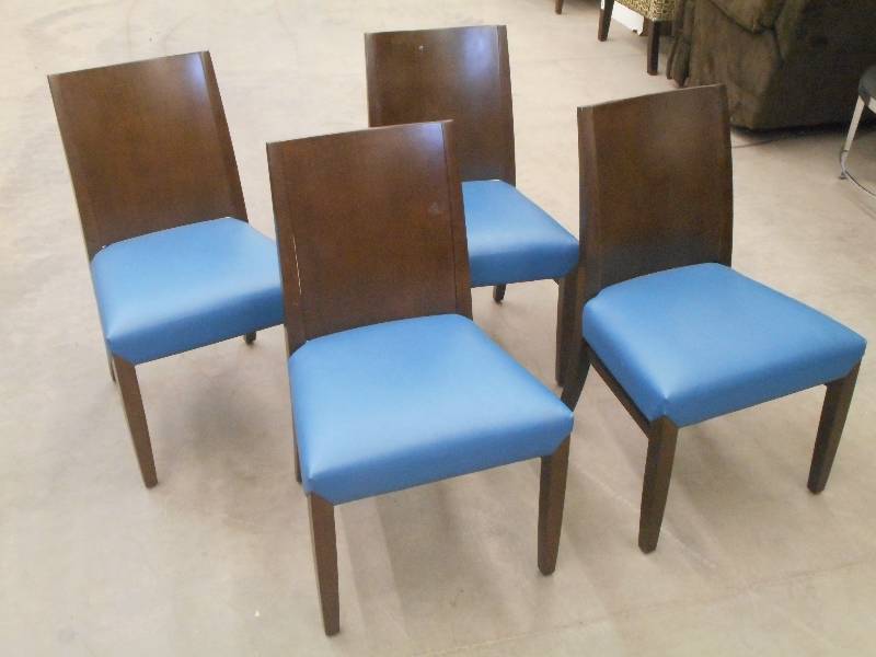 lot 77 image: (4) Matching Wood-Framed Dining Cha...