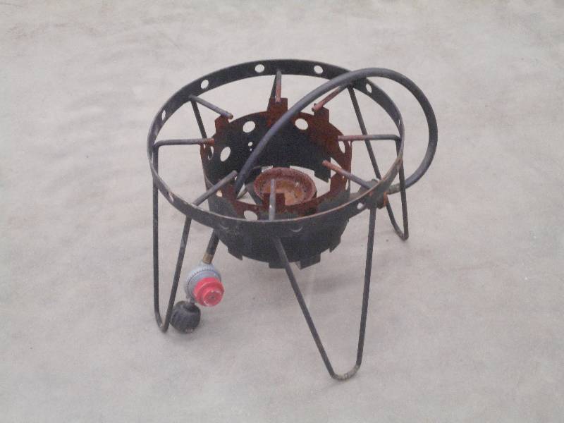 lot 119 image: LP-Gas Fryer With Hose ...