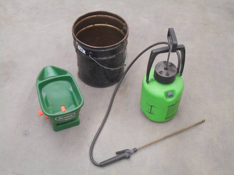 lot 135 image: Lot Of Steel Pale, Pump Sprayer, H...