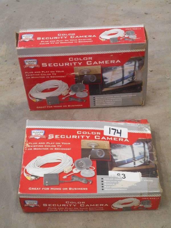 lot 174 image: (2) Plug & Play Color Security Came...