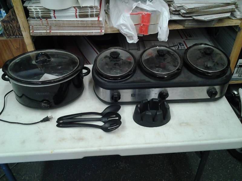 lot 9 image: Triple Serve Crock Pot, Single Crock Pot