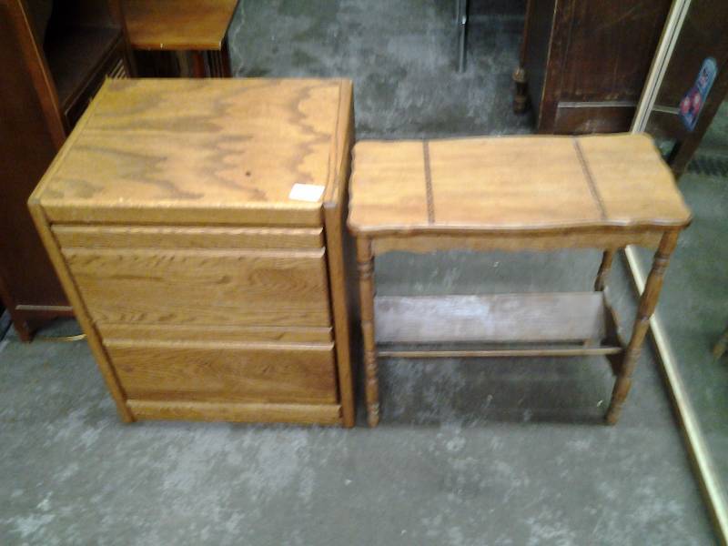 lot 28 image: Oak 2-Drawer Side Table 17x20x24, Vintage Magazine Rack Table 11x22x22
