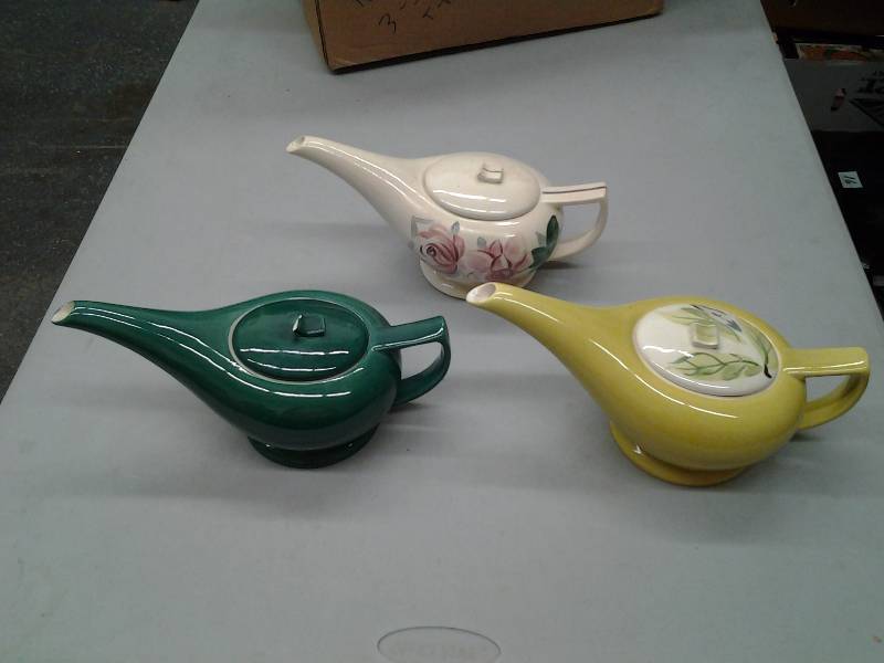 lot 49 image: 3-Tea Pots (1 Marked Red Wing)