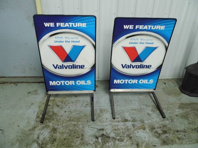 lot 29 image: 2 Valvoline Signs
