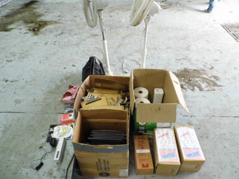 lot 42 image: Fans - Picture Frames - Clipboards