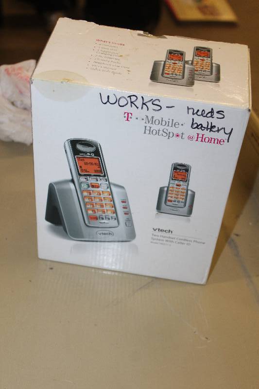 lot 74 image: T-Mobile VTech HotSpot Works, Needs Battery