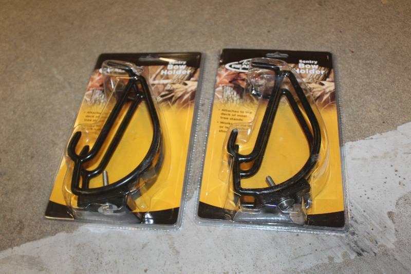 lot 53 image: Lot of (2) Sentry Bow Holders