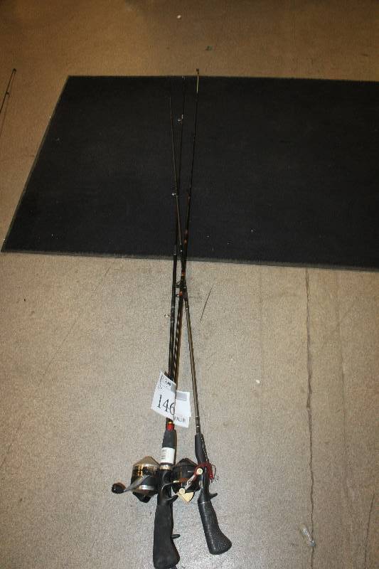 lot 146 image: Lot of (3) Vintage Fishing Rods w Reels