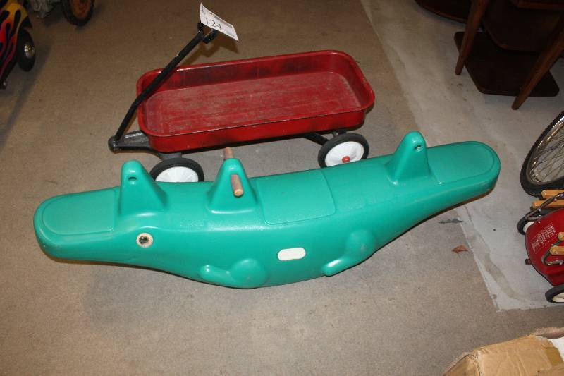lot 124 image: Lot of (2) Kids Toys Including 1) Red Wagon AND 1) Little Tikes Alligator