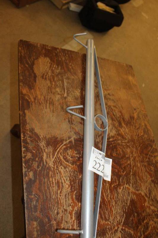 lot 222 image: Fence Tool