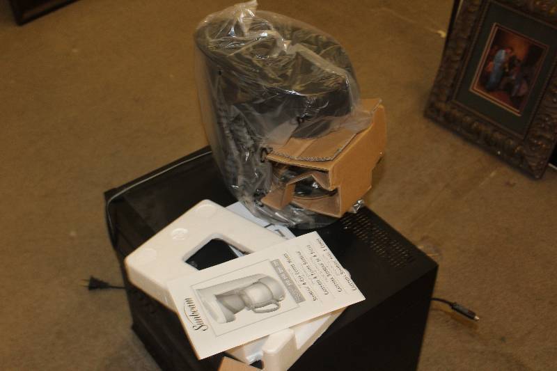 lot 155 image: Sunbeam 4-Cup Coffee Maker