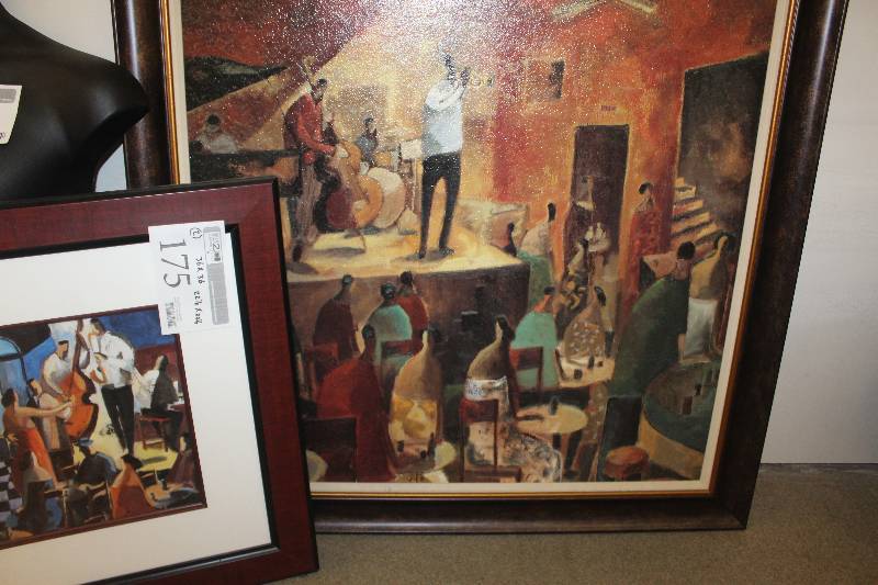 lot 175 image: Lot of (2) Framed Wall Art