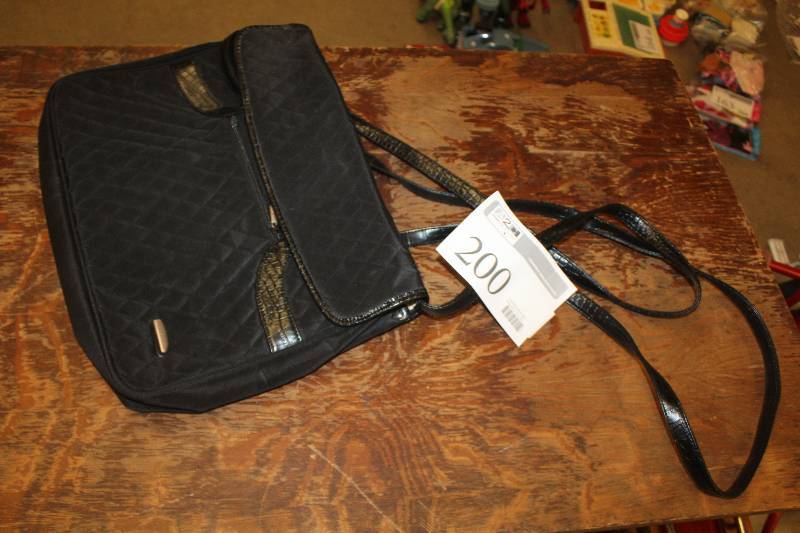 lot 200 image: Travelon Womens Handbag