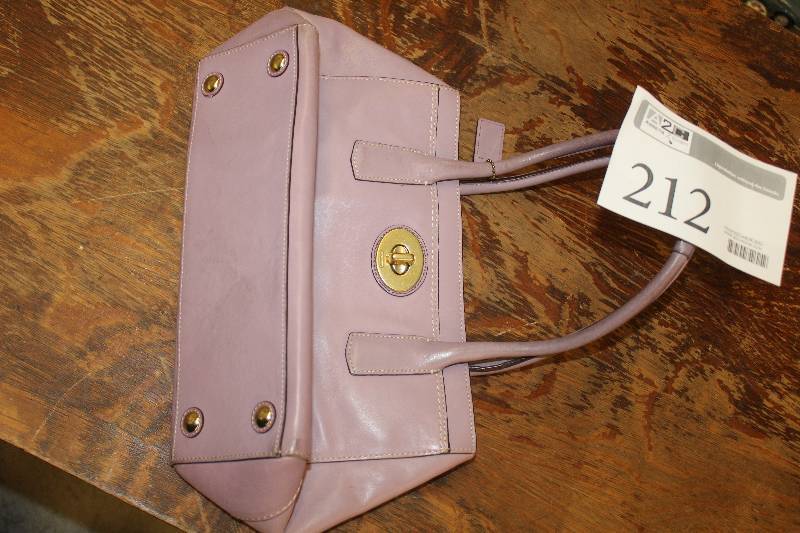 lot 212 image: Coach Womens Handbag