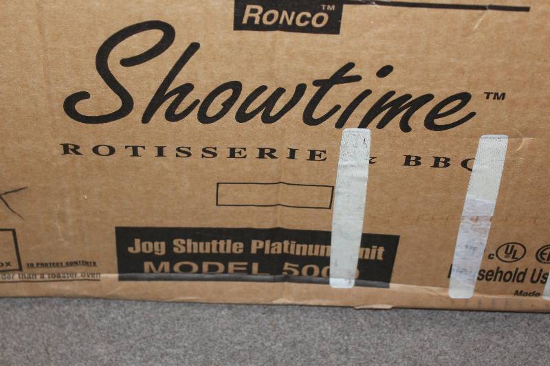 lot 121 image: Ronco Showtime Jog Dial Rotisserie & BBQ Oven
