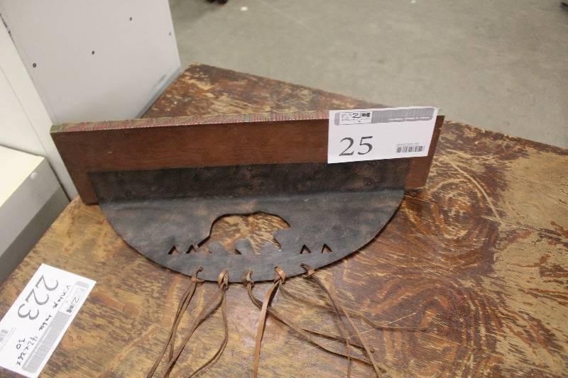 lot 25 image: Wall Shelf w Decorative Bear Cutout and Tassles