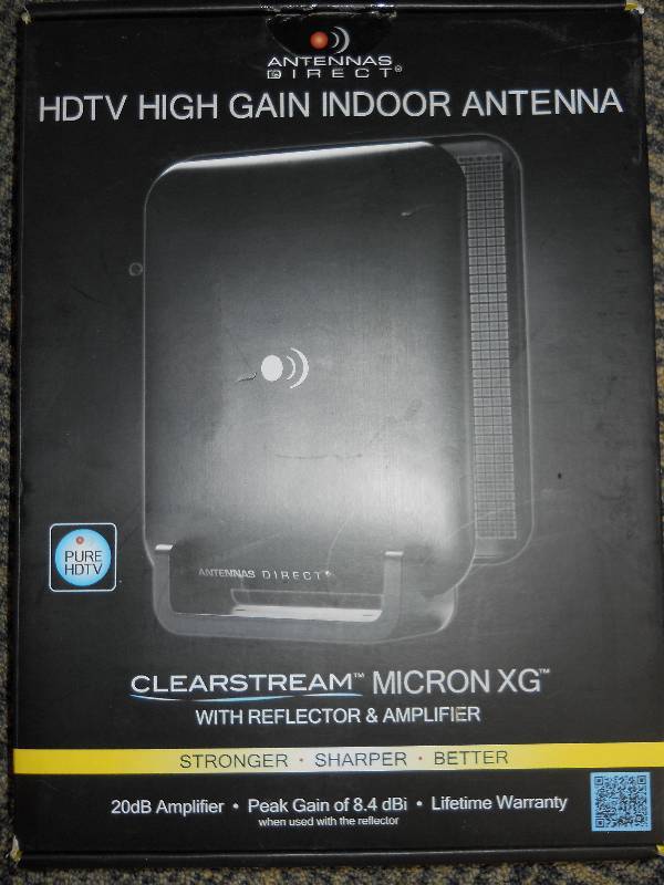 lot 11 image: Antennas Direct HDTV High Gain INDOOR Antenna