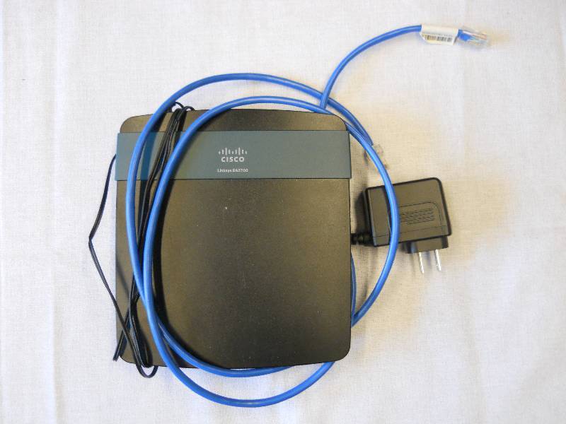 lot 63 image: CISCO Linksys wi-fi Router, wireless, dual band, Model EA2700 with Ethernet cord