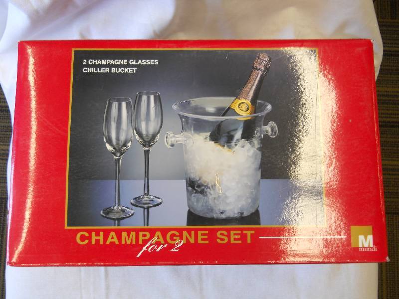 lot 65 image: Champagne Set for 2  includes 2 Champagne Glasses and 1 Chiller Bucket, New in Box