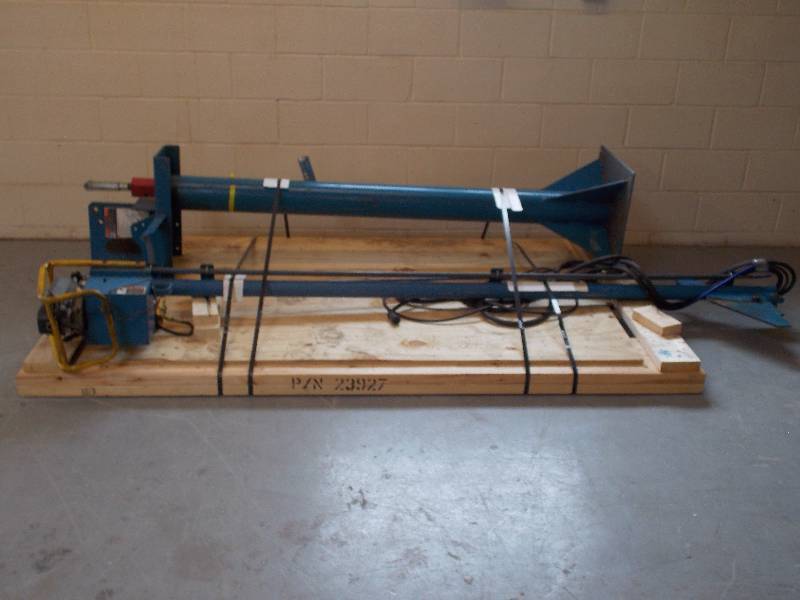 lot 321 image: Welding Arm