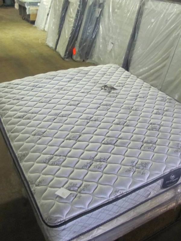 Serta Perfect Sleeper Lake Winds Firm California King Mattress