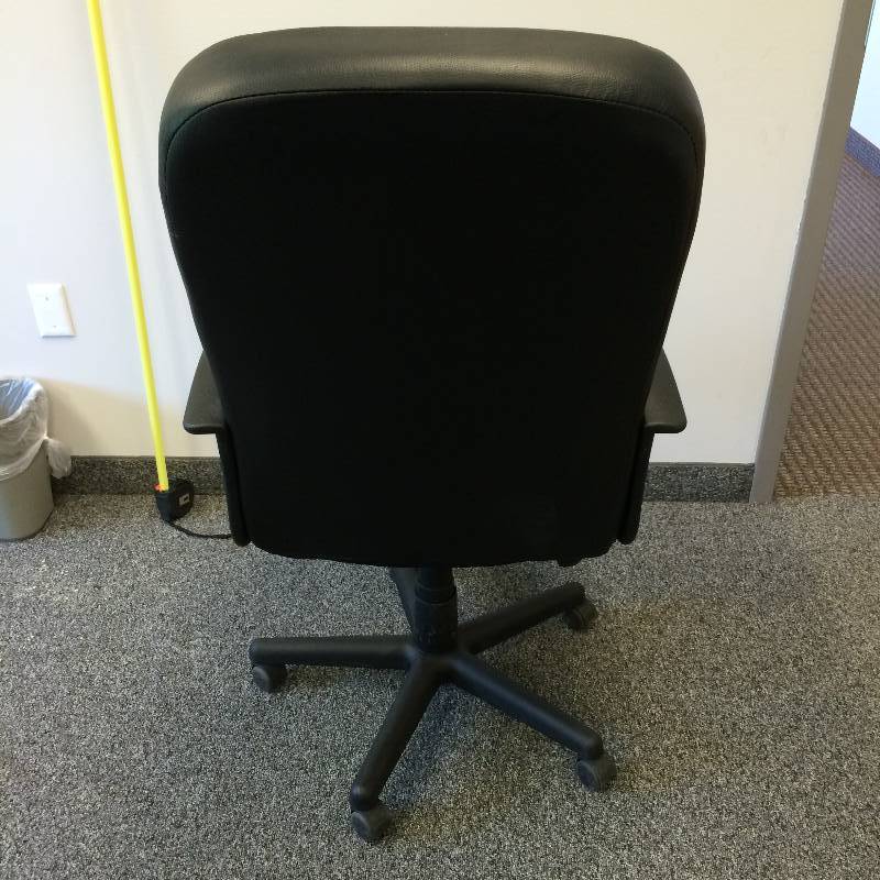 lot 8 image: Executive Black High Back Swivel Conference Room Chair - Nice Condition Height adjustable for a comfortable sitting posture Adjustable tilt tension- increase or decrease the resistance to suit your movements and weight