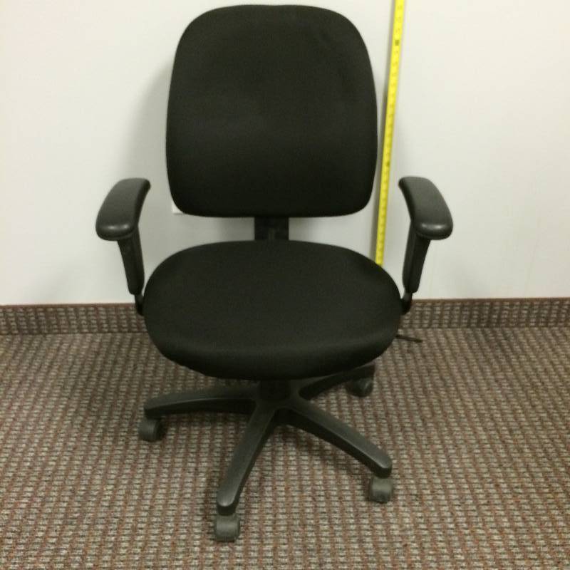lot 23 image: Eurotech Black Fabric Adjustible Swivel Office Chair - Nice Condition