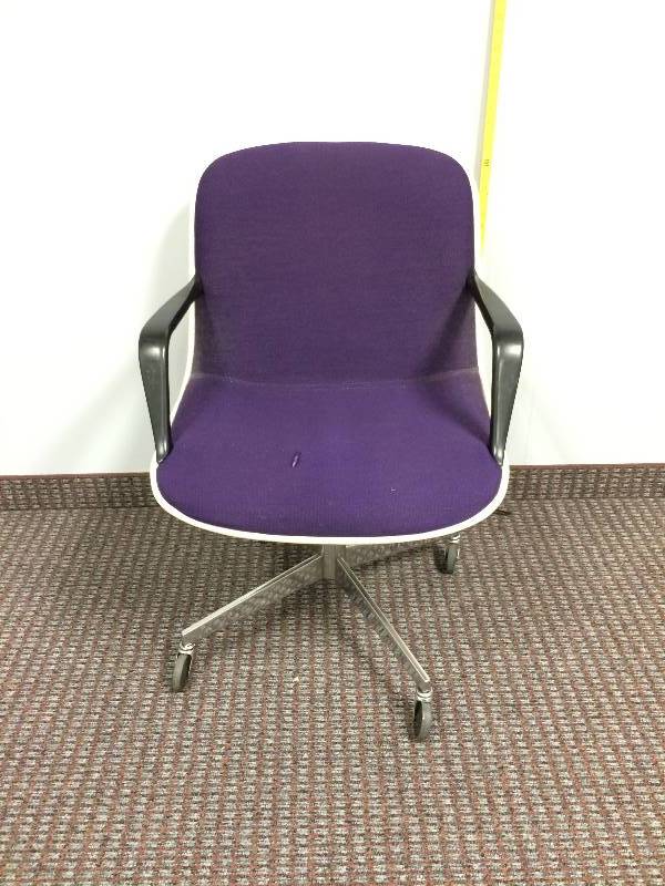 lot 32 image: RETRO Chic Mid Century Modern Charles Pollock Knoll Era Purple With White Shell Chair By Steelcase RARE On Chrome Casters  Fabric Tear & Shell Needs Clean up- See Pics