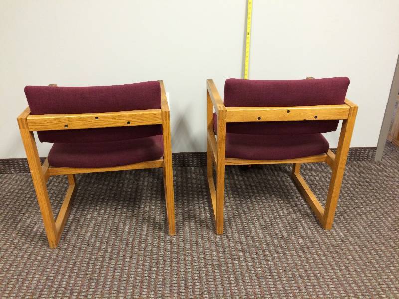 lot 31 image: Nice Pair Wood & Fabric Waiting Room Office Chairs - Fabric Great - Wood Arms Need A Quick Cleaning
