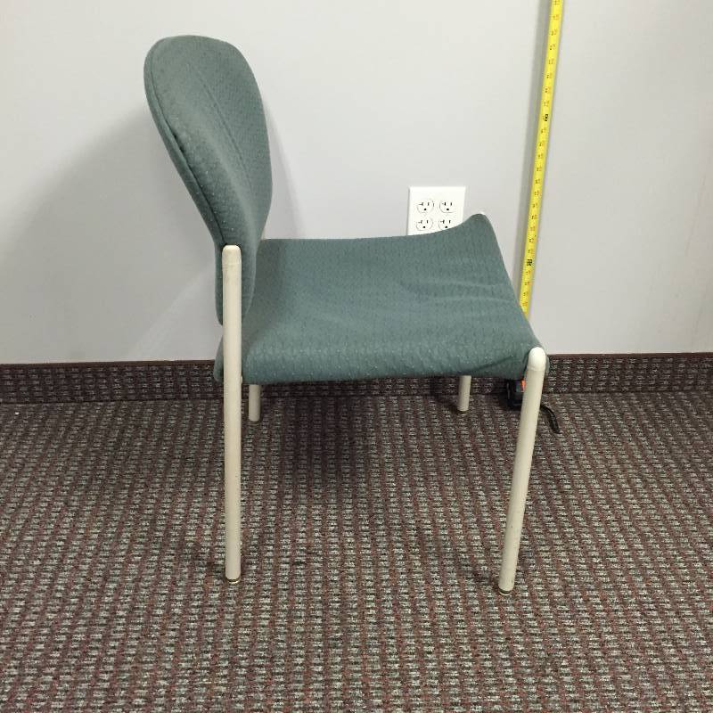 lot 76 image: Green Allsteel Metro Systems Waiting Room Chairs
