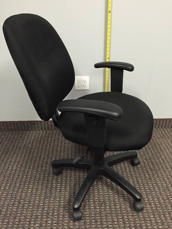 lot 70 image: Eurotech Black Fabric Adjustible Swivel Office Chair - Nice Condition