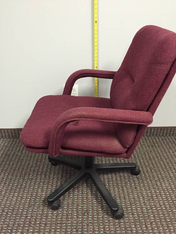 lot 71 image: Vintage Yet Super Condition Red Fabric Office Swivel Chair