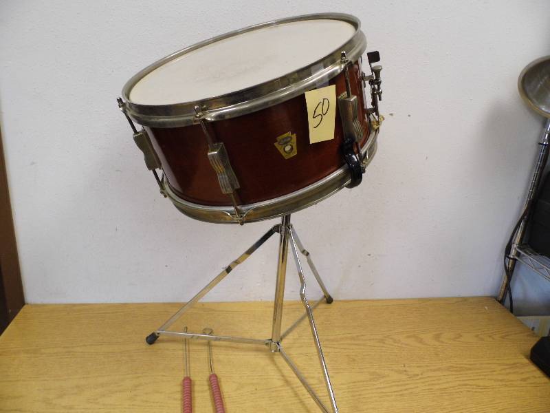 Ludwig Snare Drum w Stand