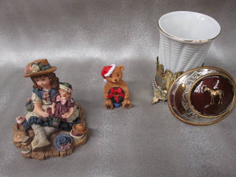2 Figurines, Belt buckle, Candle ho...