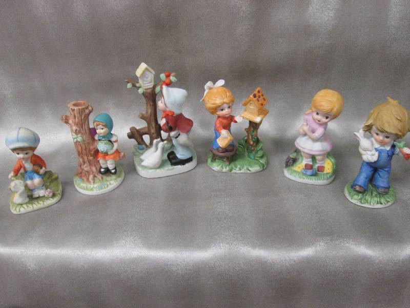 Lot of 6 Children Figurines...