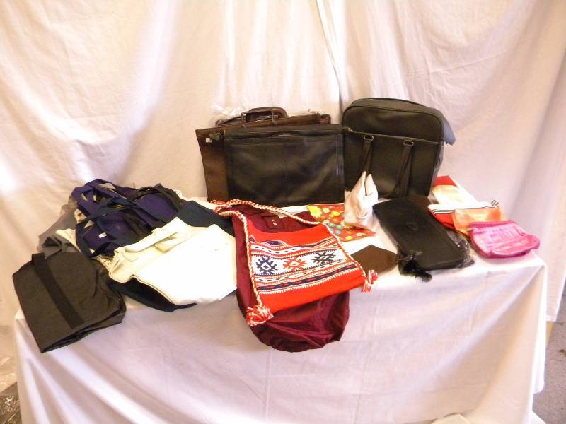 lot 270 image: Bags